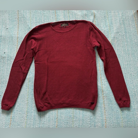 Denim flower lightweight top in medium - Picture 1 of 4